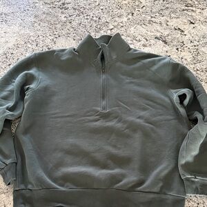 lululemon athletica Men's Half-Zip Sweater - Olive